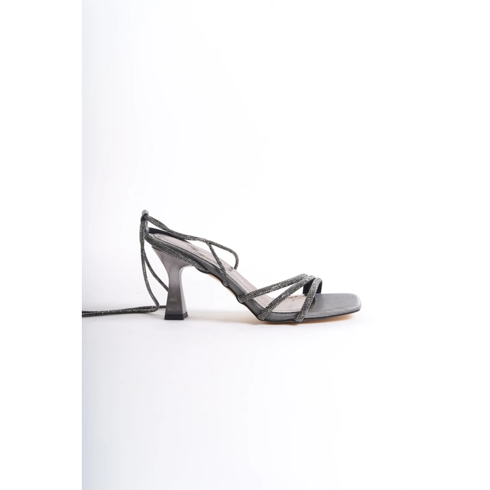 Kadın Topuklu Sandalet TR125Y04D