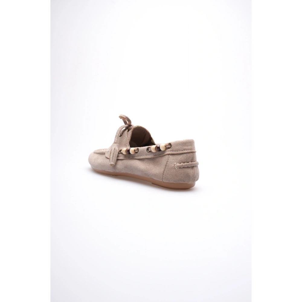 Kadın Vizon Boncuklu Günlük Süet Ayakkabı TR27MS07D