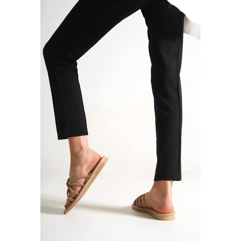 Kadın Yeni Sezon Nude Taşlı Terlik