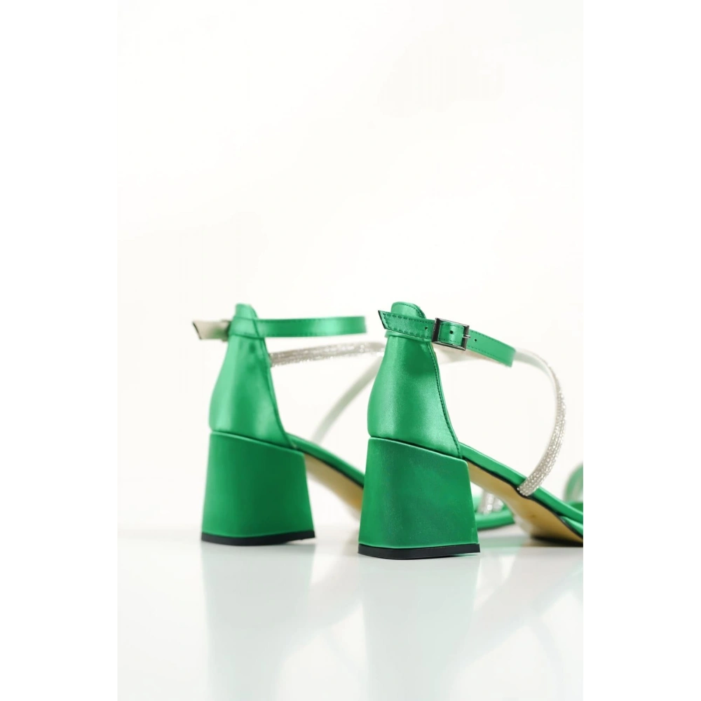 Kadın Yeşil Taşlı Yeni Sezon Topuklu Sandalet
