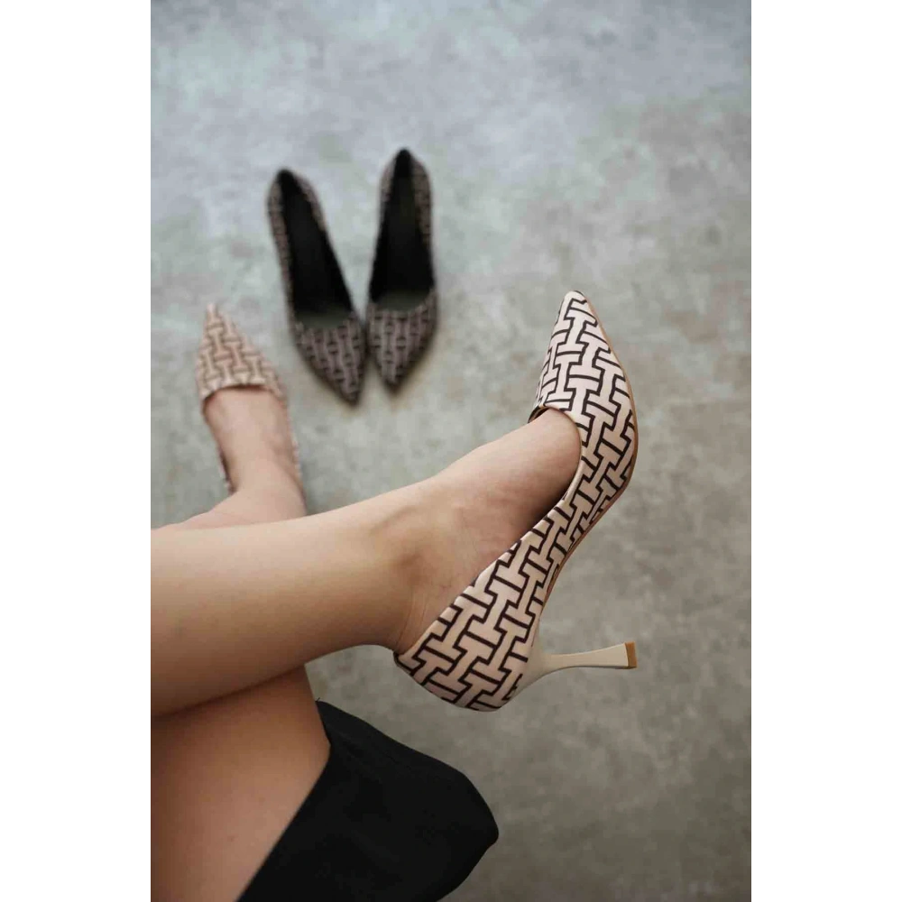 Kadın Bej Desenli Stiletto TR08MS12B