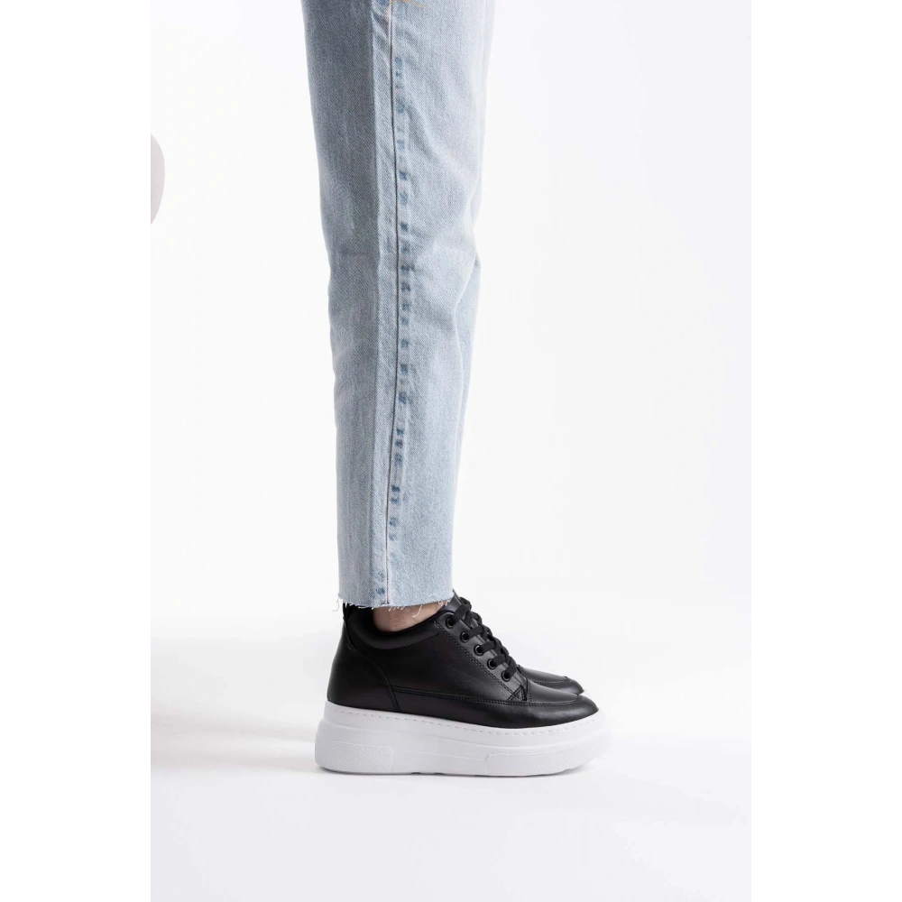 Lauren Kadın Gizli Topuk Beyaz Tabanlı Siyah Spor Ayakkabı