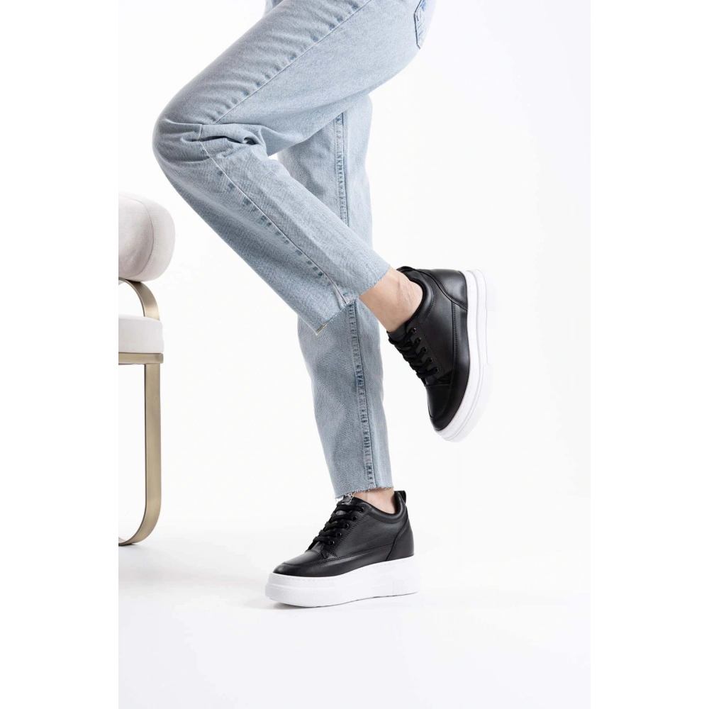 Lauren Kadın Gizli Topuk Beyaz Tabanlı Siyah Spor Ayakkabı