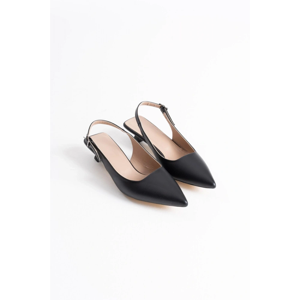 Siyah Cilt Kadın Ayakkabı TR16MS03A