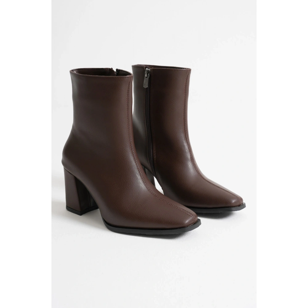 Muso Kadın Acı Kahve Topuklu Bot