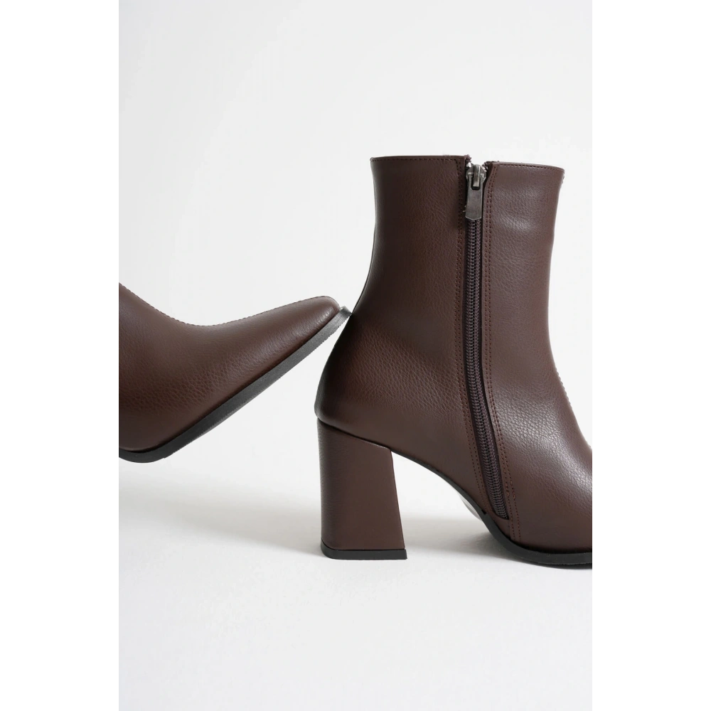 Muso Kadın Acı Kahve Topuklu Bot