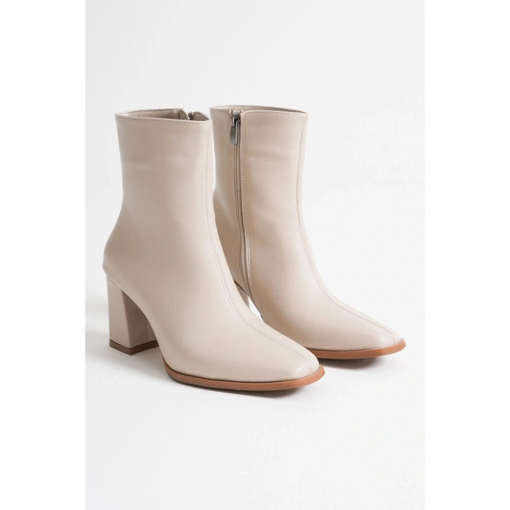 Muso Kadın Bej Topuklu Bot