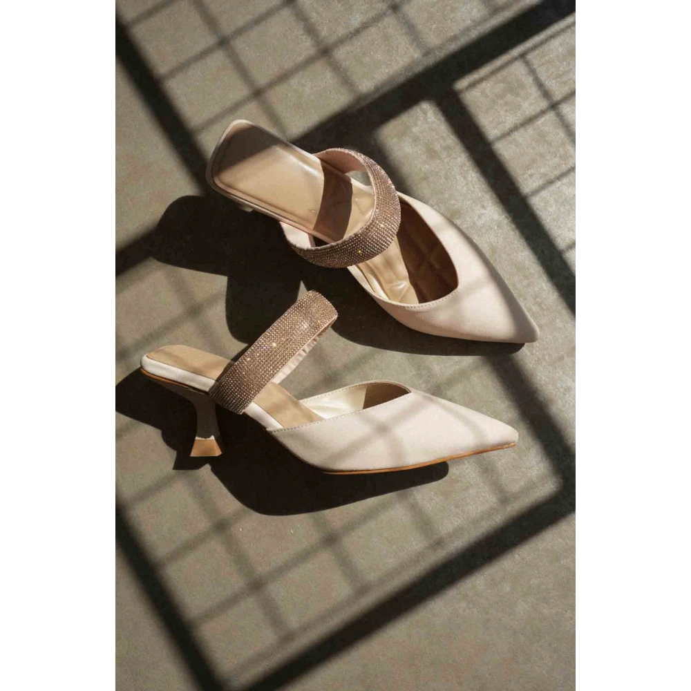 Topuklu Bej Kadın Terlik TR08MS13B