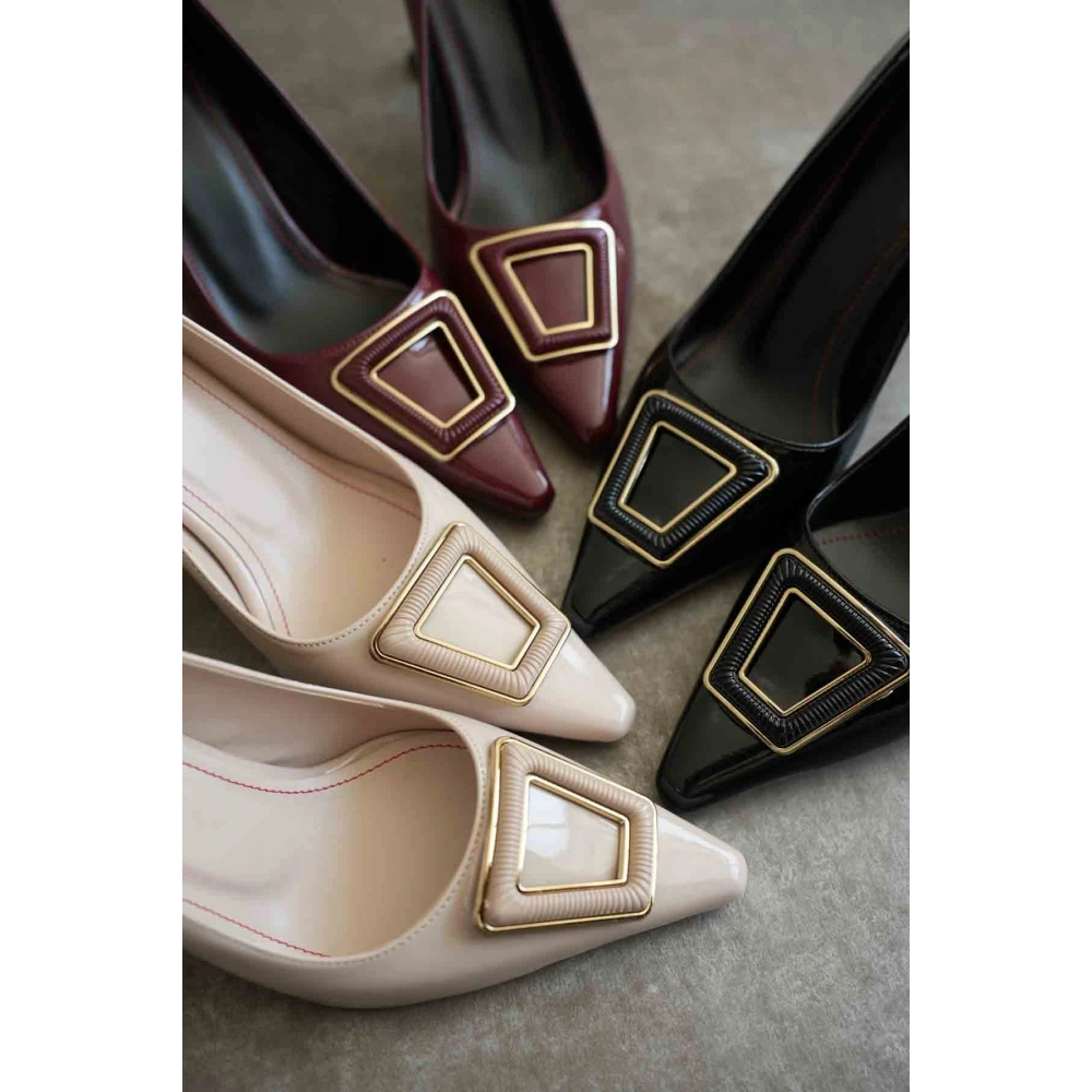 Kadın Bej Rugan Ayakkabı TR08MS09B