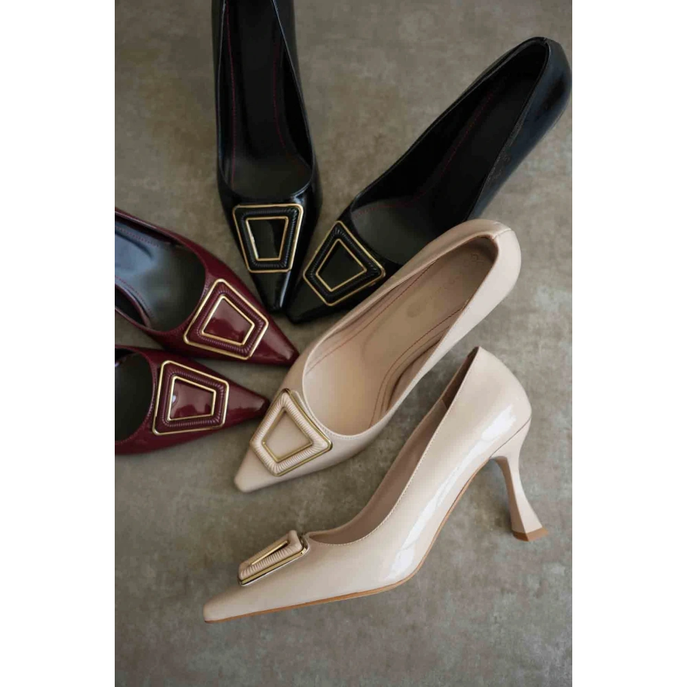 Kadın Siyah Rugan Ayakkabı TR08MS09A