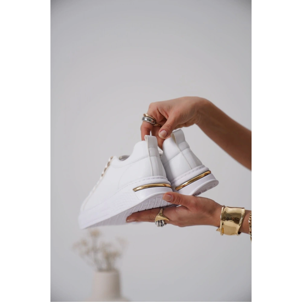 Nova Kadın Gold Detaylı Beyaz Sneaker