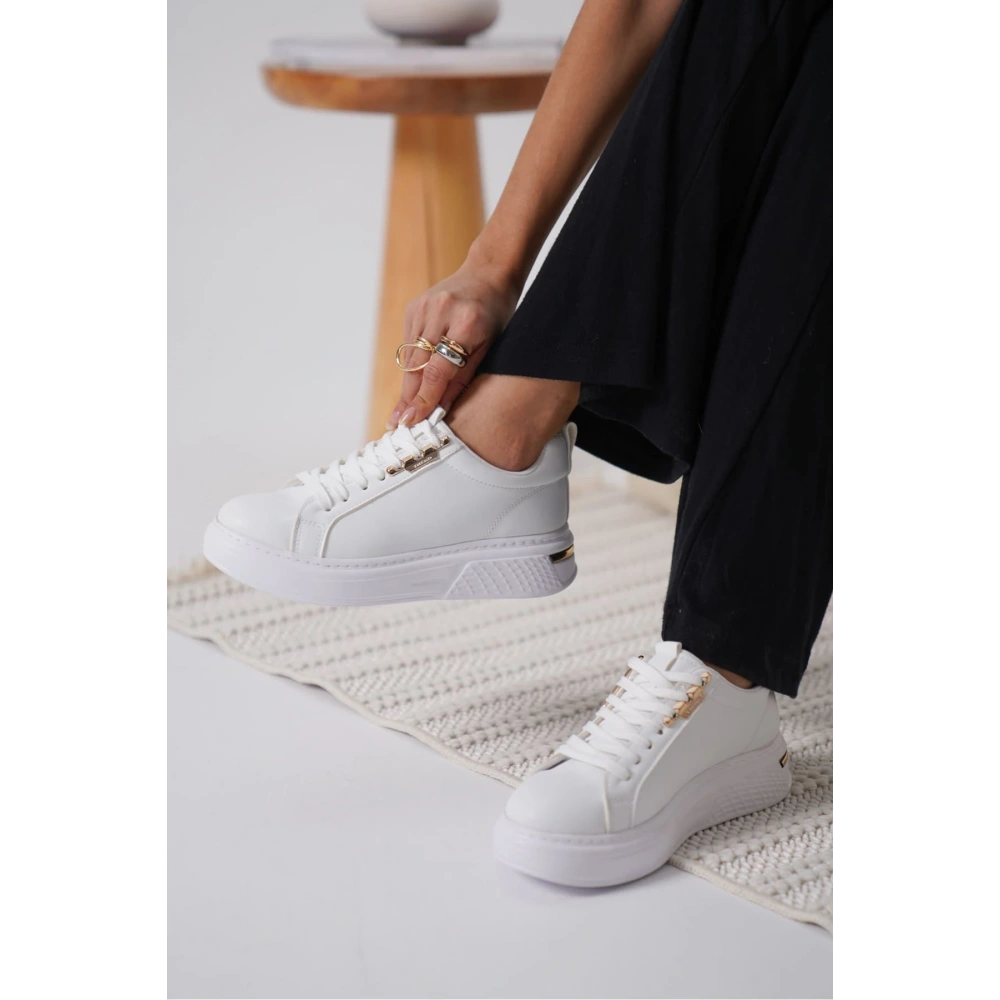 Nova Kadın Gold Detaylı Beyaz Sneaker