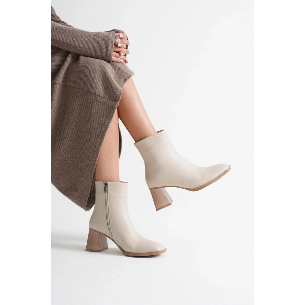 Ornela Kadın Bej Topuklu Bot