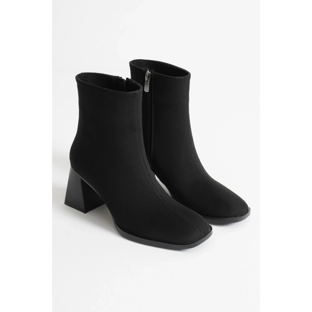 Ornela Kadın Siyah Süet Topuklu Bot