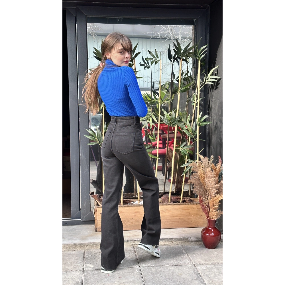 Kadın Saks Mavi Boğazlı Kazak