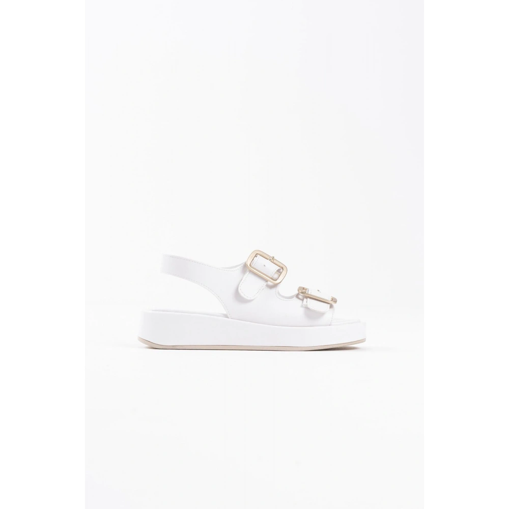 Beyaz Cilt Kadın Sandalet TR17MY02B