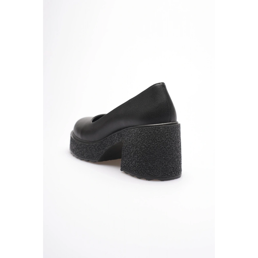 Siyah Kadın Günlük Ayakkabı TR06MS04C