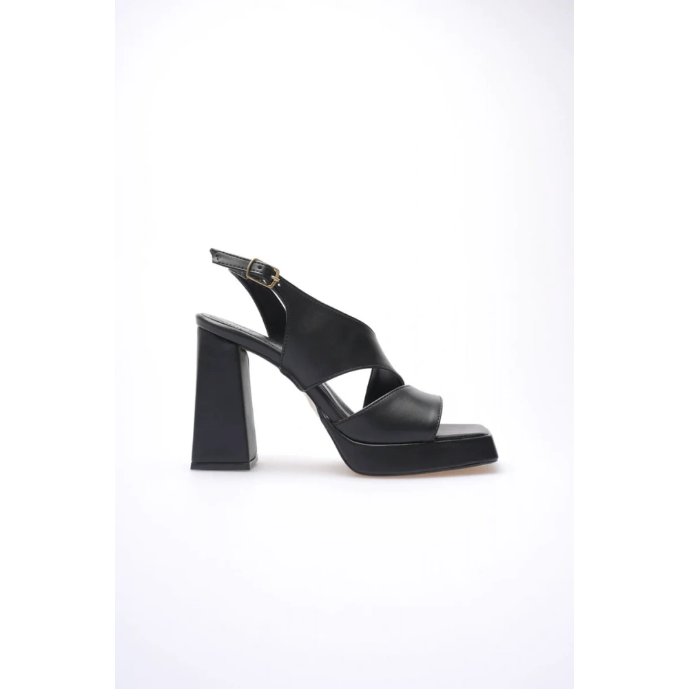Siyah Kadın Topuklu Platform Sandalet TR12MY04A