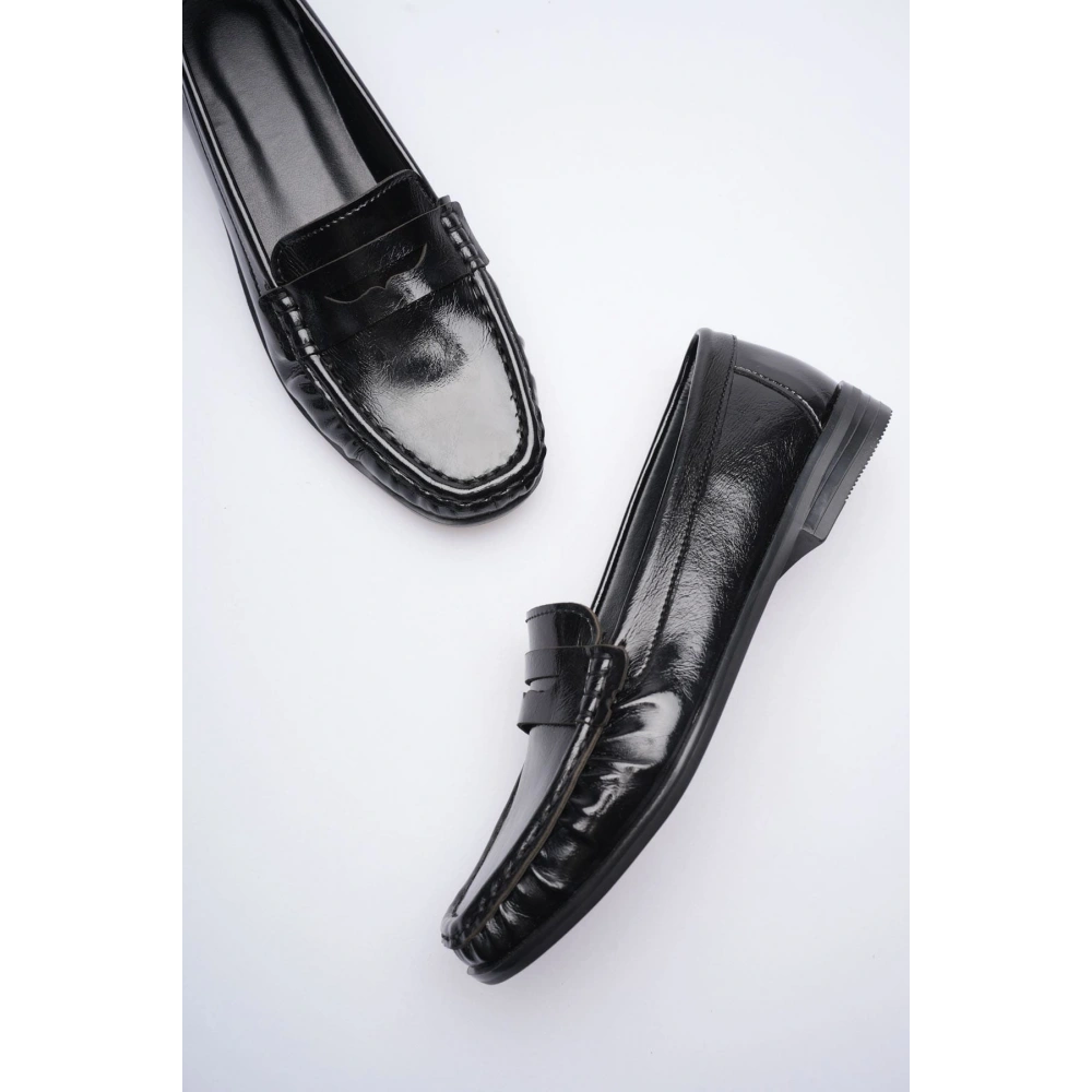 Siyah Parlak Deri Görünümlü Penny Loafer TR88MS02A