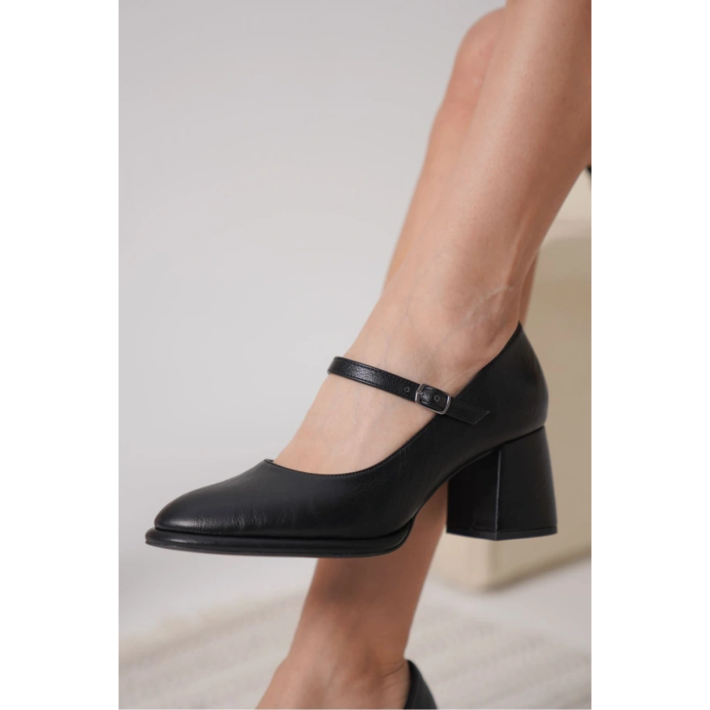 Slay Siyah Cilt Kadın Topuklu Ayakkabı