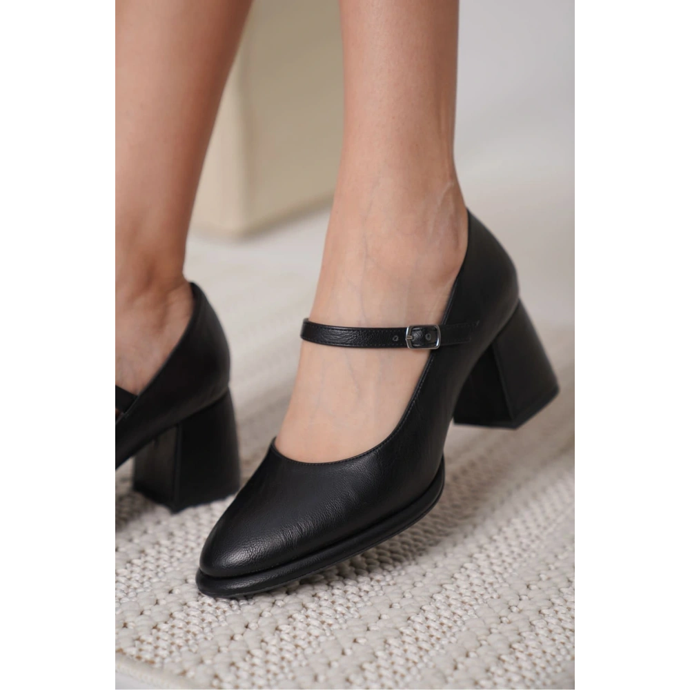 Slay Siyah Cilt Kadın Topuklu Ayakkabı