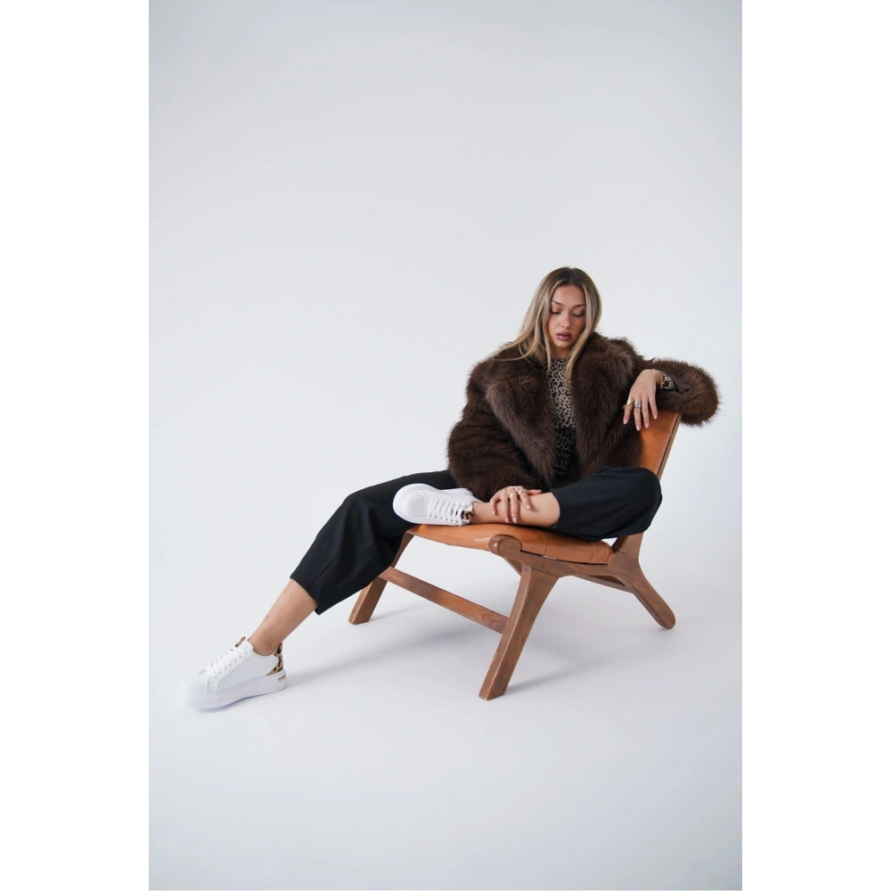 Vega Leopar Detaylı Beyaz Kadın Spor Ayakkabı