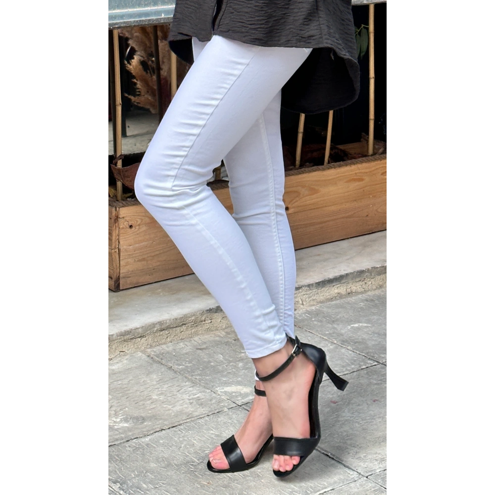 Kadın Dar Paça Pantolon Beyaz