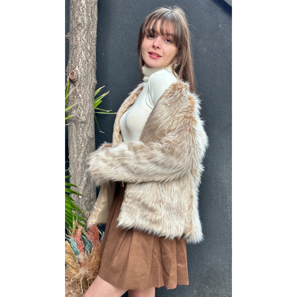 Kadın Krem Peluş Kaban