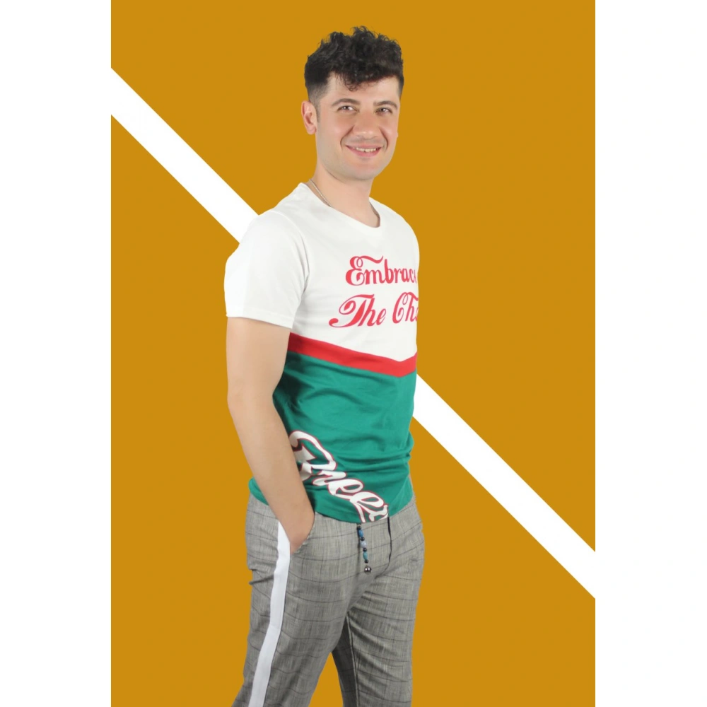 Beyaz-Yeşil Baskılı Tshirt
