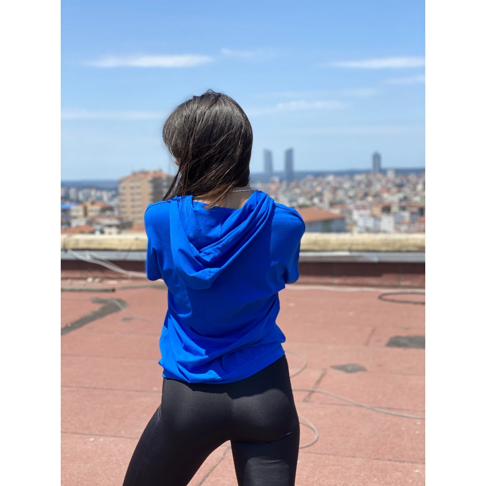 Jerry Mavi Kapşonlu Kadın Tshirt