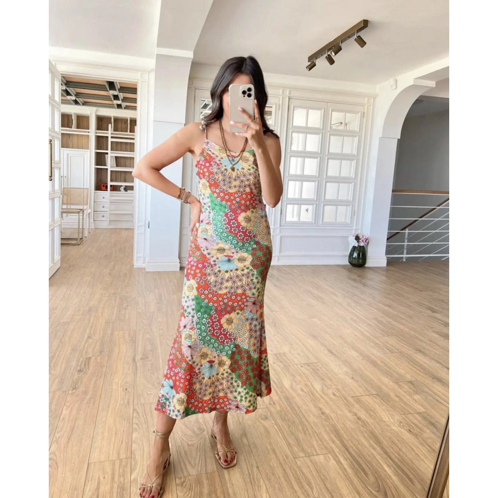 Kadın Renkli İnce Askılı Elbise