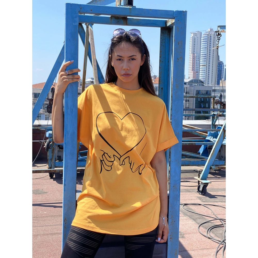 Kadın Sarı Kalp Baskılı T-shirt