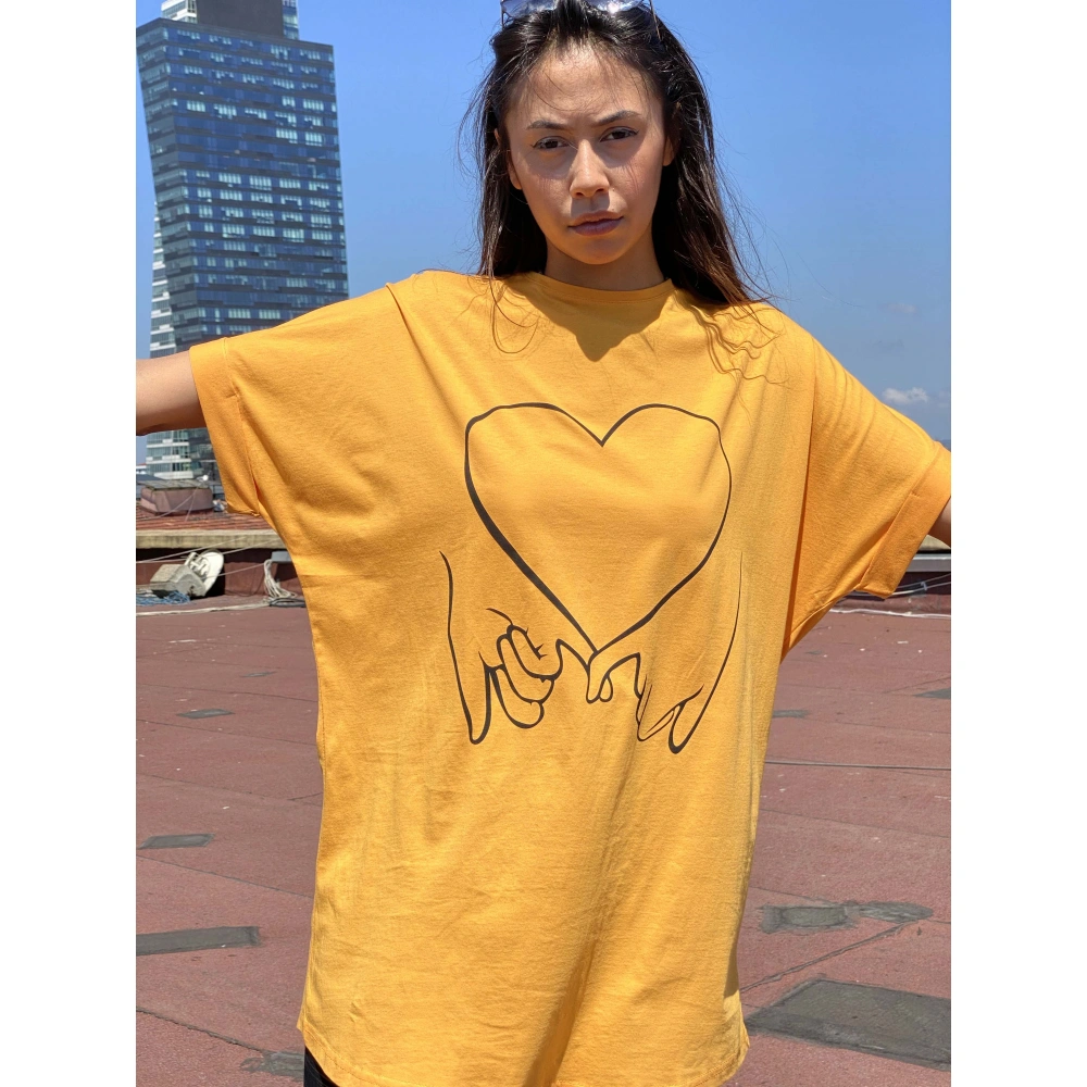 Kadın Sarı Kalp Baskılı T-shirt