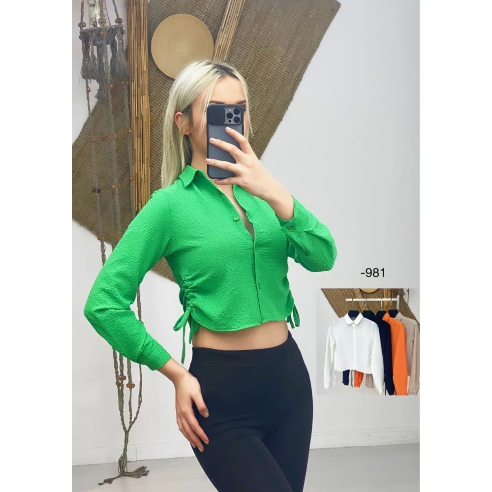 Kadın Yanları Büzgülü Yeşil Gömlek