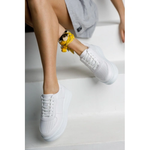 Kadın Beyaz Dolgu Topuklu Spor Ayakkabı