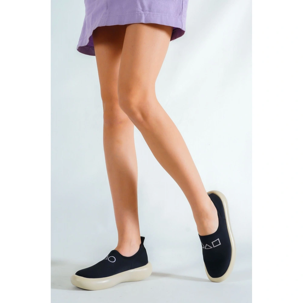 Kadın Nude Tabanlı Bağcıksız Siyah Sneaker Ayakkabı