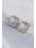 Pirinç Gümüş Renk Kare Küpe