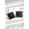 Pirinç Gold Renk Siyah Piramit Model Kadın Küpe