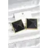Pirinç Gold Renk Siyah Piramit Model Kadın Küpe