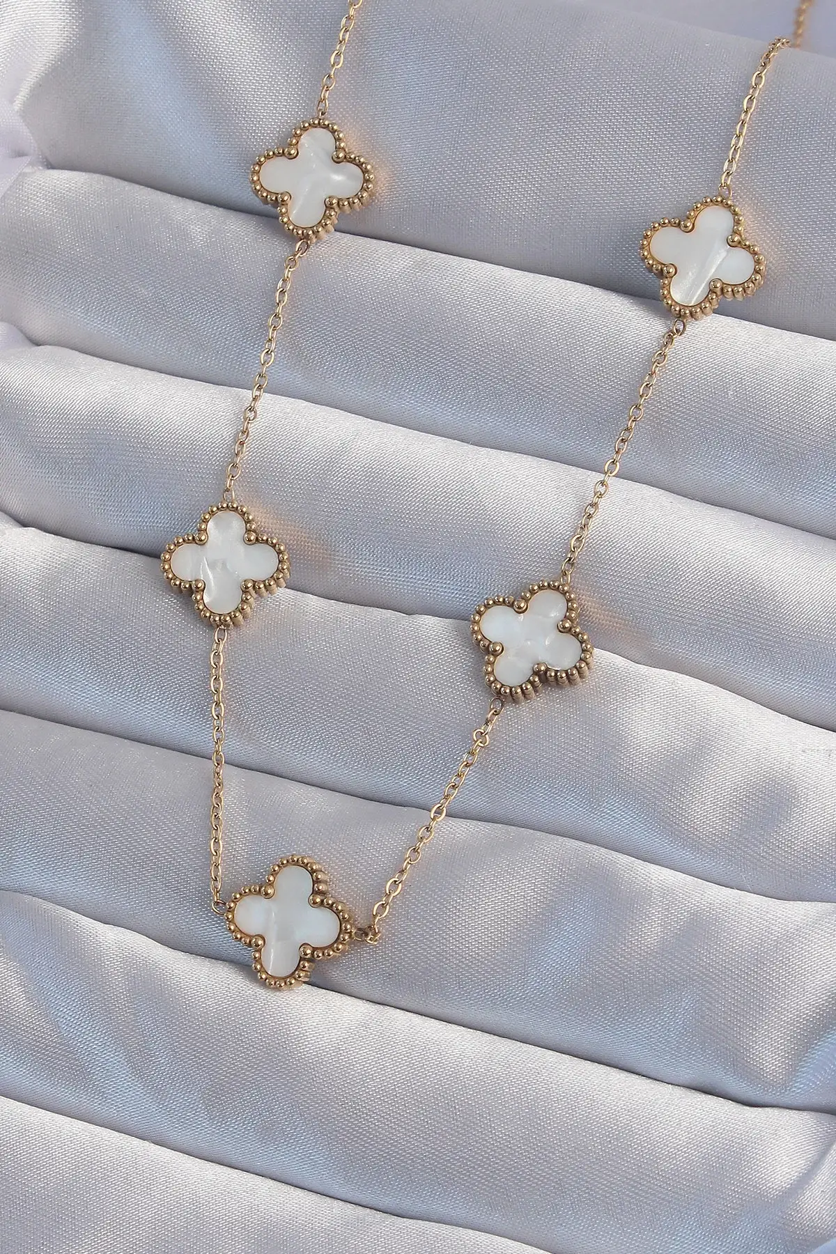 316L Çelik Gold Renk Beyaz Sedefli Yonca Kolye