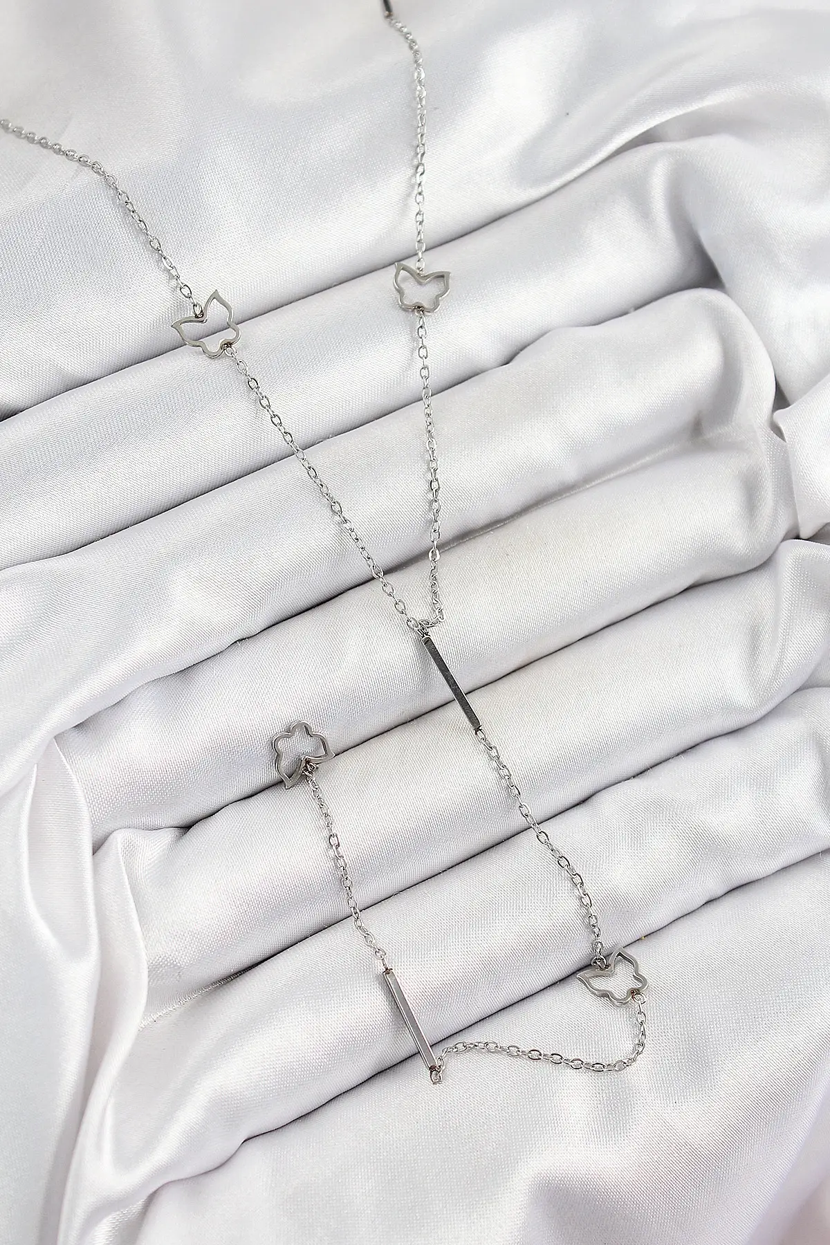 316L Çelik Kelebek Figürlü Y Model Gümüş Renk Kadın Kolye