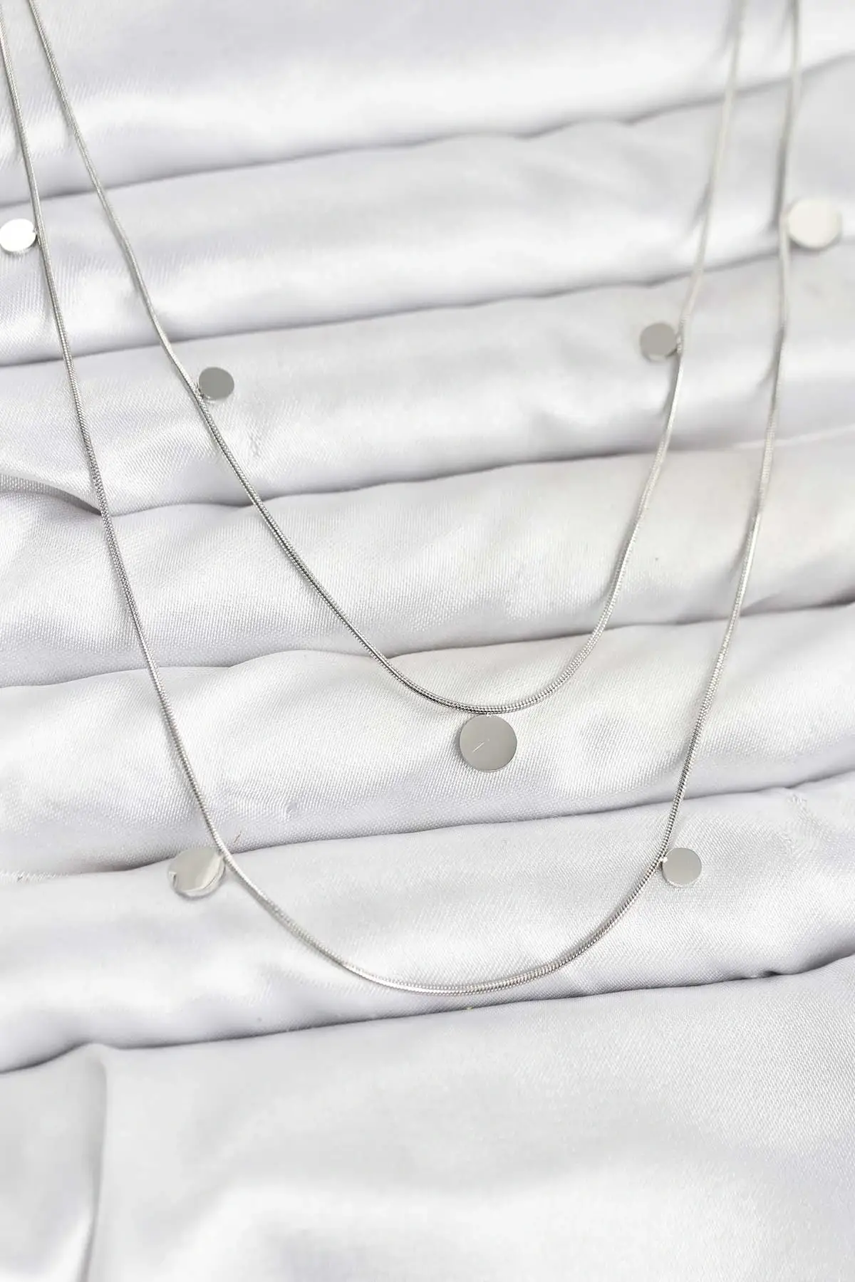 316L Çelik Zincir Gümüş Renk Pullu Kadın Kolye