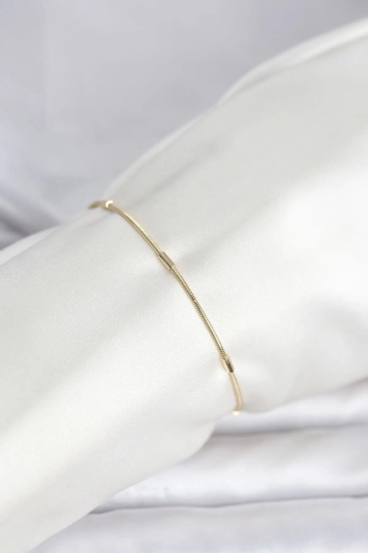 CM 14K Gold Renk Barlı Yılan Zincir Model Kadın Bileklik
