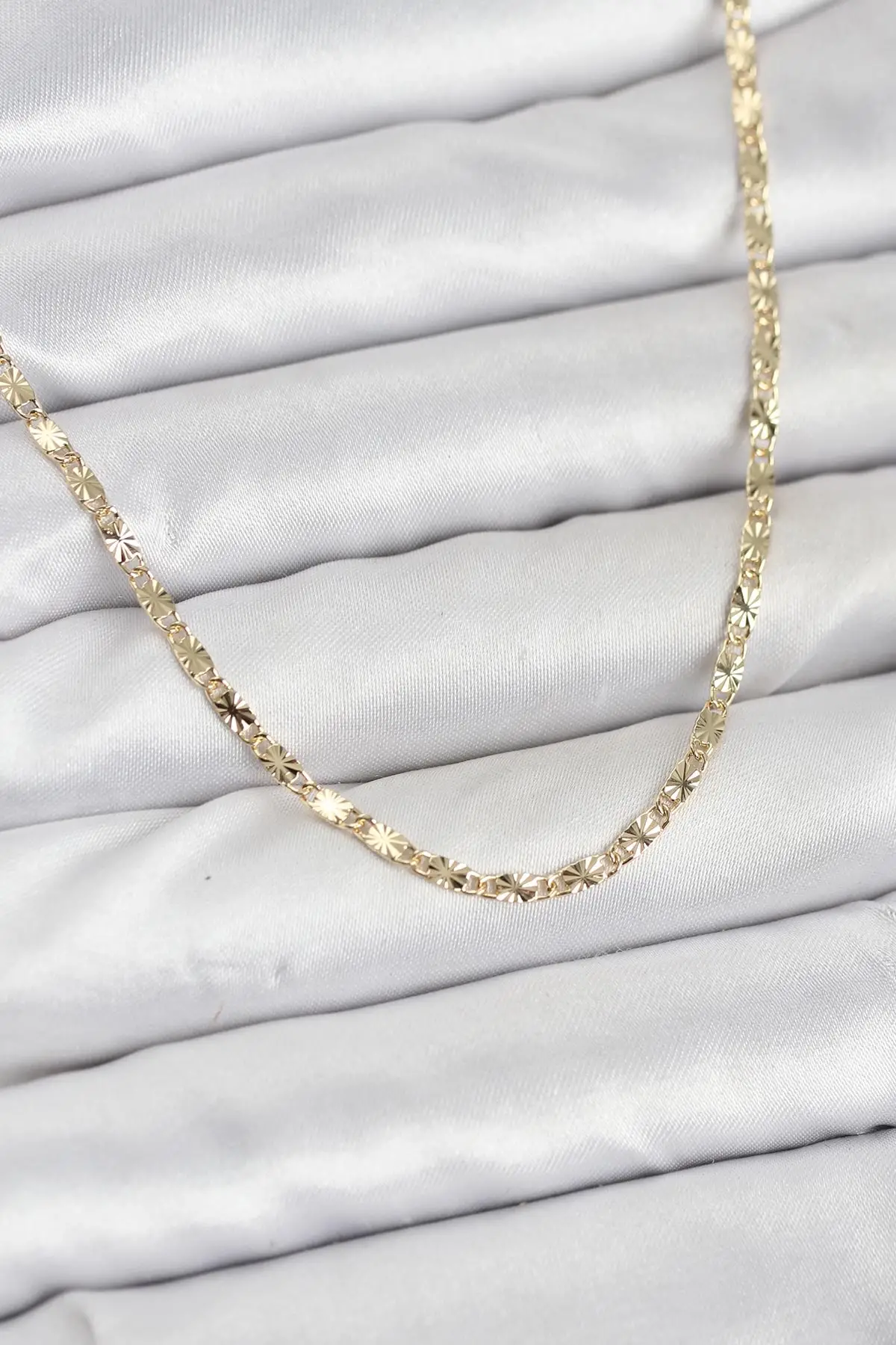 CM 14K Gold Renk Lazerli Zincir Model Kadın Kolye