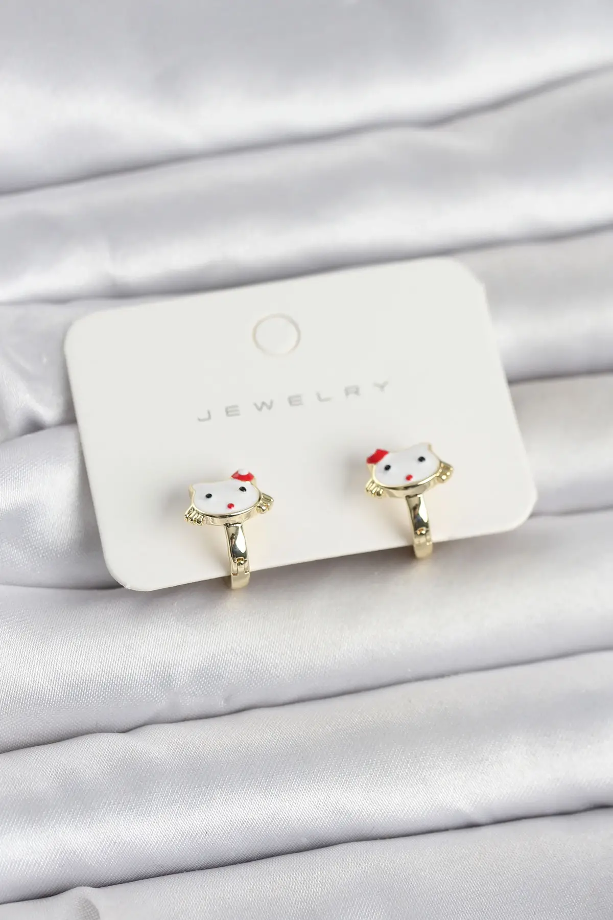 Gold Renk Kedi Model Mineli Çocuk Küpe