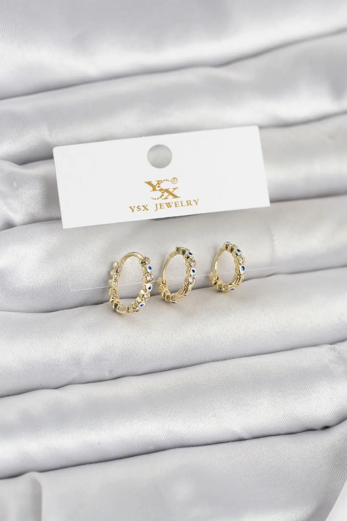 Pirinç Gold Renk Nazarlı Model 3lü Kadın Küpe
