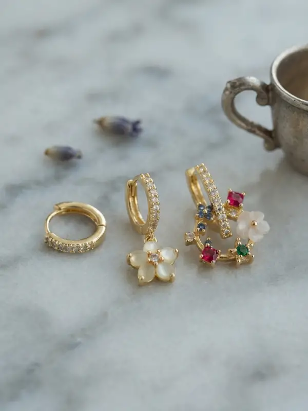 3 lü Set Gold Renk Çiçek Model Küpe