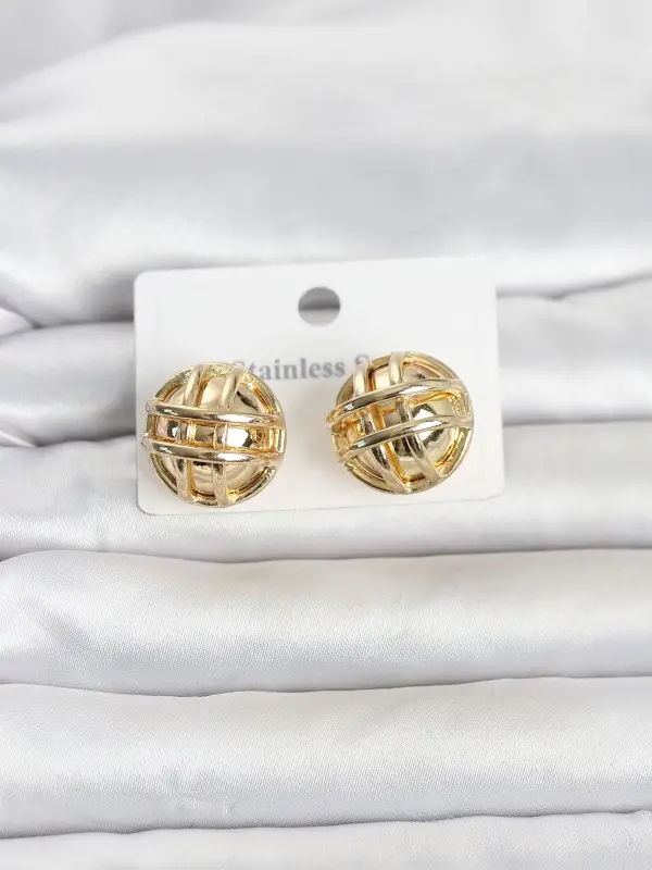 316L Çelik Gold Renk Desenli Top Model Kadın Küpe