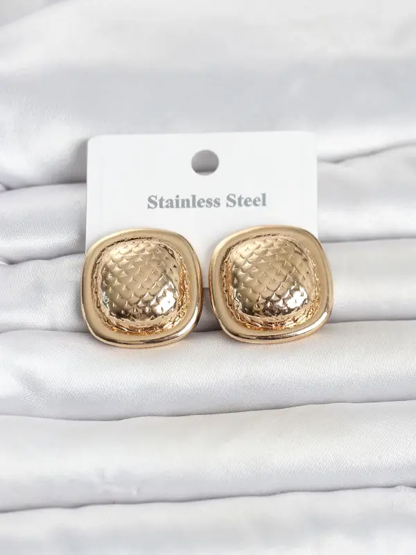 316L Çelik Gold Renk Düğme Model Kadın Küpe