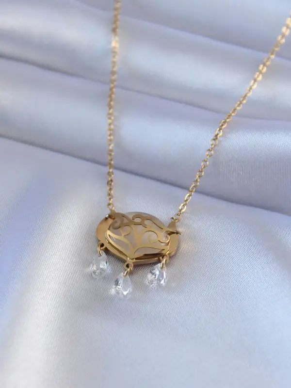 316L Çelik Gold Renk Lotus Model Zirkon Taşlı Kadın Kolye
